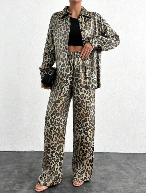 Compleu din 2 piese cu imprimeu Leopard