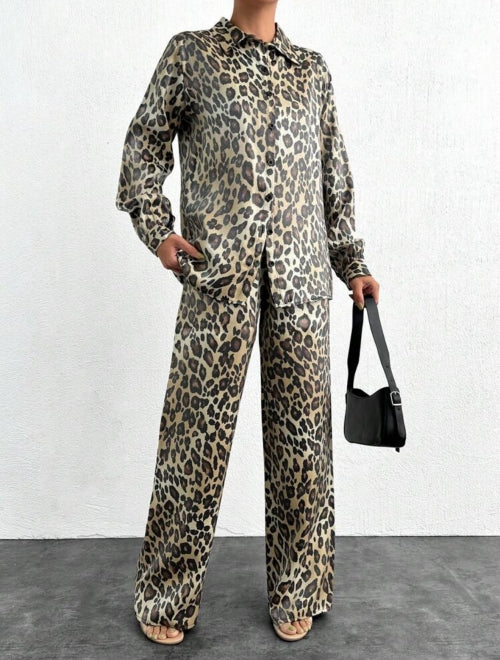 Compleu din 2 piese cu imprimeu Leopard