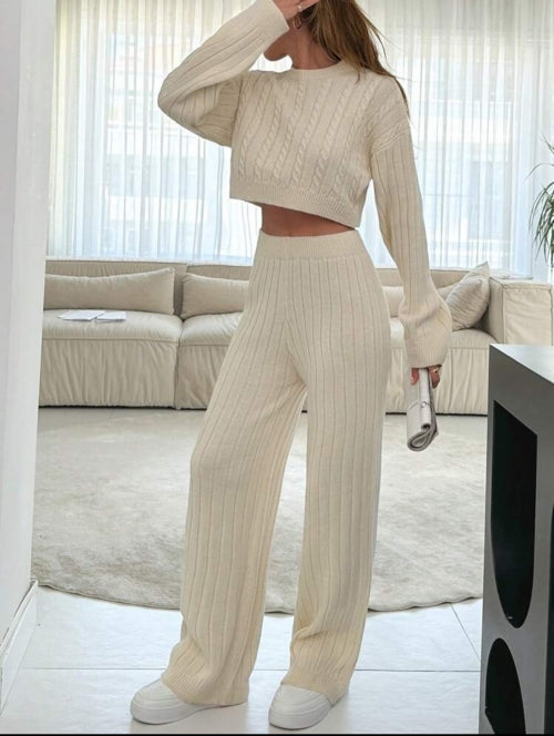 Compleu tricotat Cami