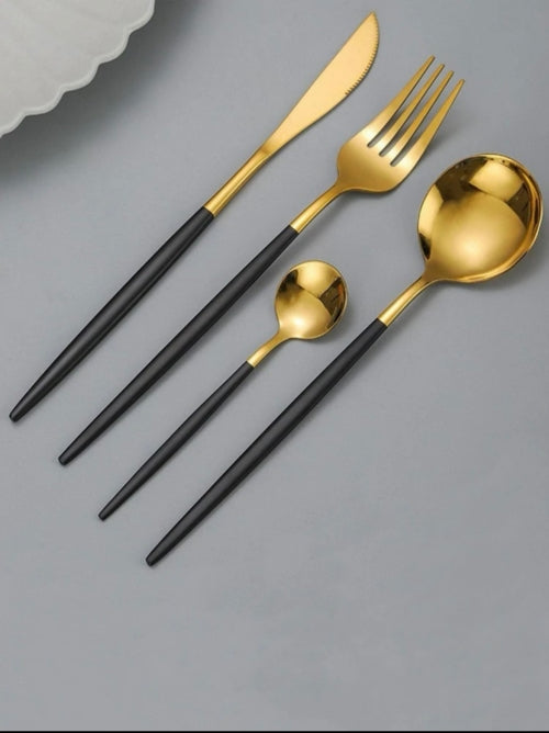Set 4 tacâmuri oțel inoxidabil Golden Black